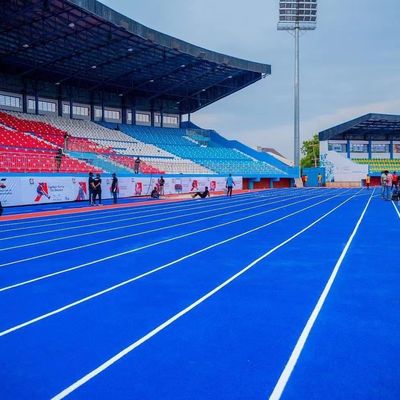 İyi fiyat Sandviç Sistem Atletik Koşu Parkurları Ulusal Spor Oyunu İçin EPDM SBR Malzemesi çevrimiçi