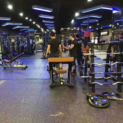 İyi fiyat Su Geçirmez SBR Kauçuk Döşeme Matı Çevre Dostu çevrimiçi
