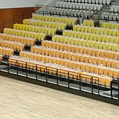 İyi fiyat Konser Salonu Tiyatrosu İçin Ekli 100 Koltuk Geri Çekilebilir Bleacher Oturma Duvarı çevrimiçi