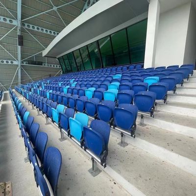 İyi fiyat Anti-Yaşlanma Anti-UV Yangına Karşı Plastik Stadyum Sandalyesi Sabit Stadyum Koltukları ve Bleacher Koltukları çevrimiçi